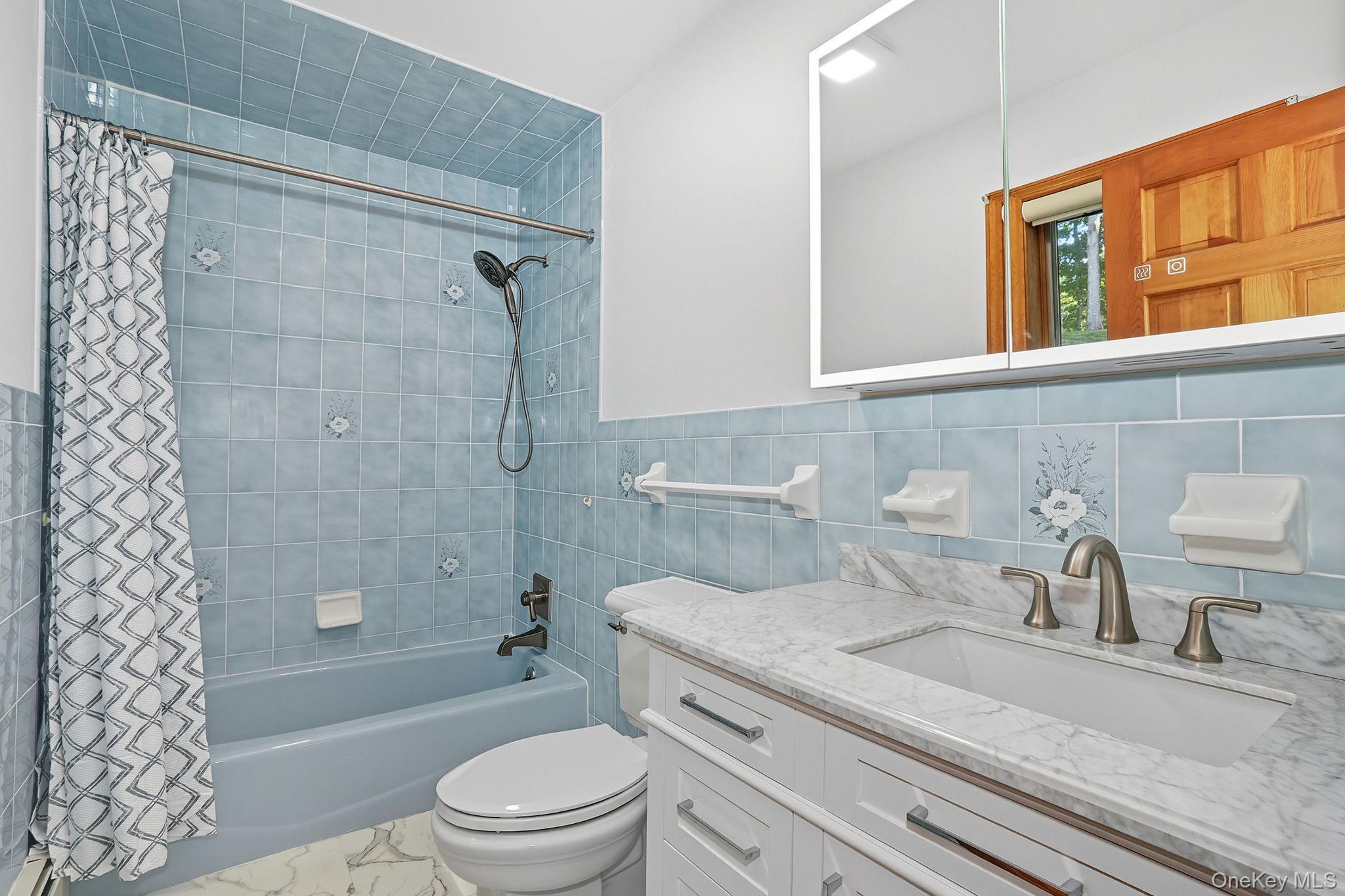 Single Family Red Hawk  Dutchess County, NY 12601, MLS-909444-33