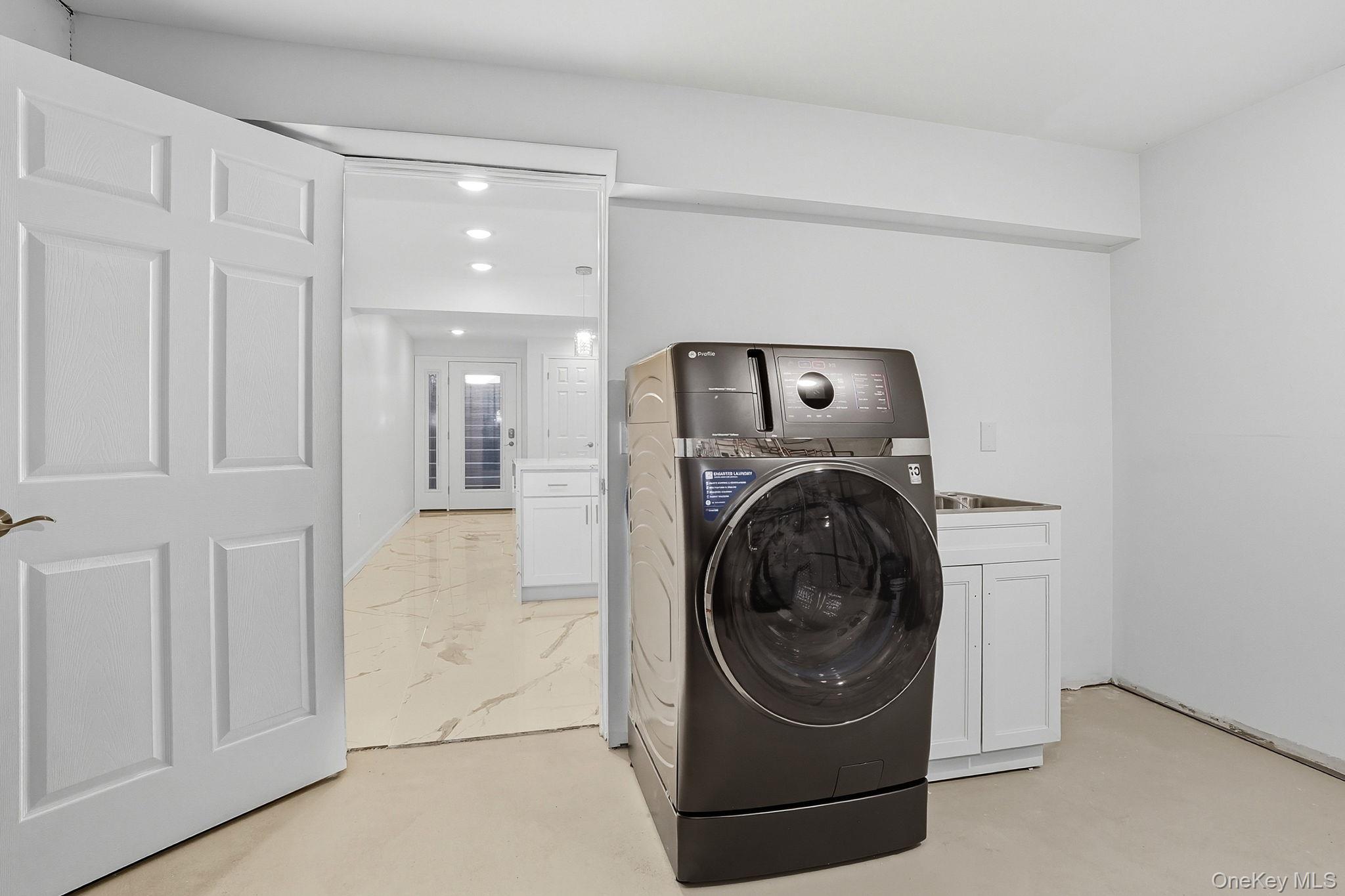 Single Family Red Hawk  Dutchess County, NY 12601, MLS-909444-37