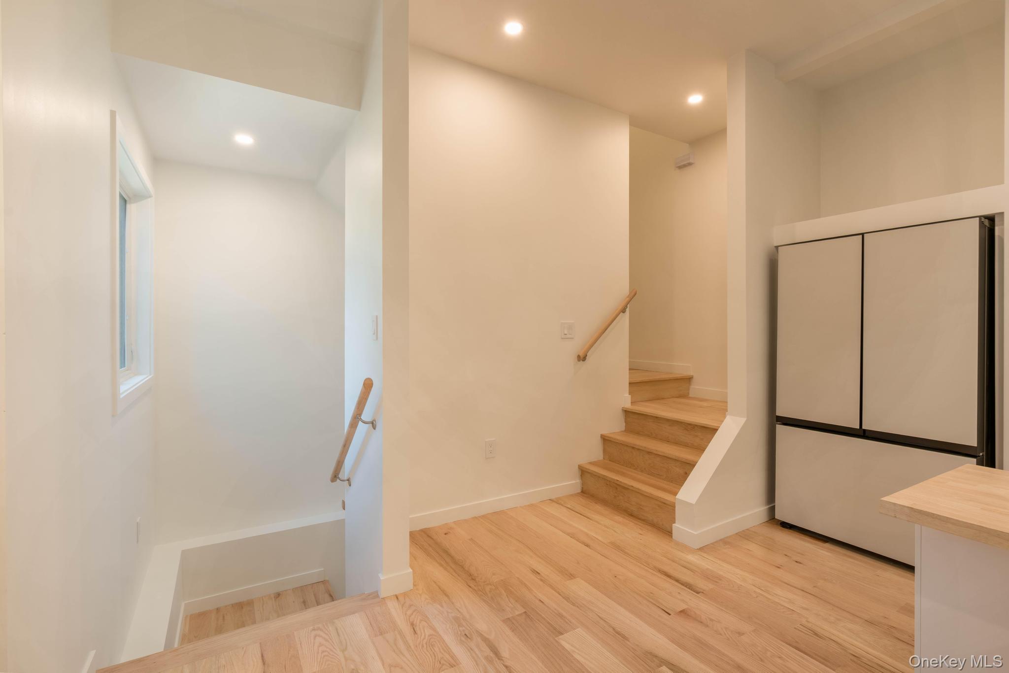 Single Family Glenwood Dutchess County, NY 12603, MLS-909464-20