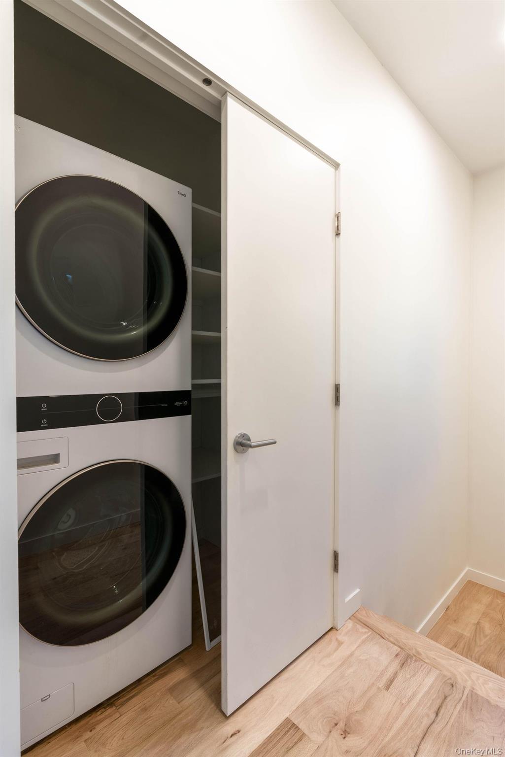 Single Family Glenwood Dutchess County, NY 12603, MLS-909464-29