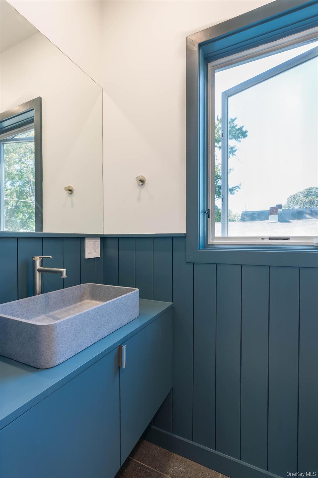 Single Family Glenwood Dutchess County, NY 12603, MLS-909464-30