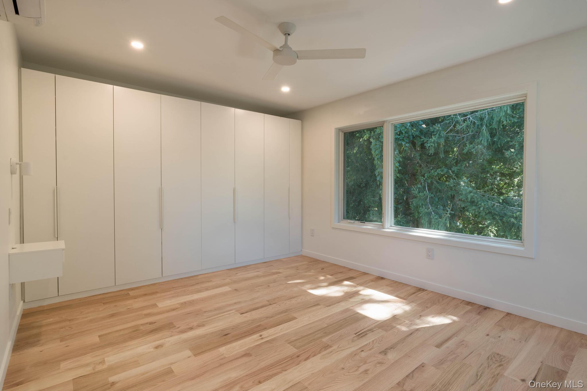 Single Family Glenwood Dutchess County, NY 12603, MLS-909464-35