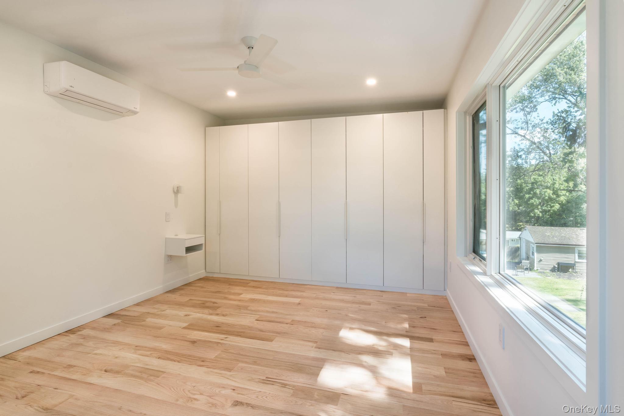 Single Family Glenwood Dutchess County, NY 12603, MLS-909464-36