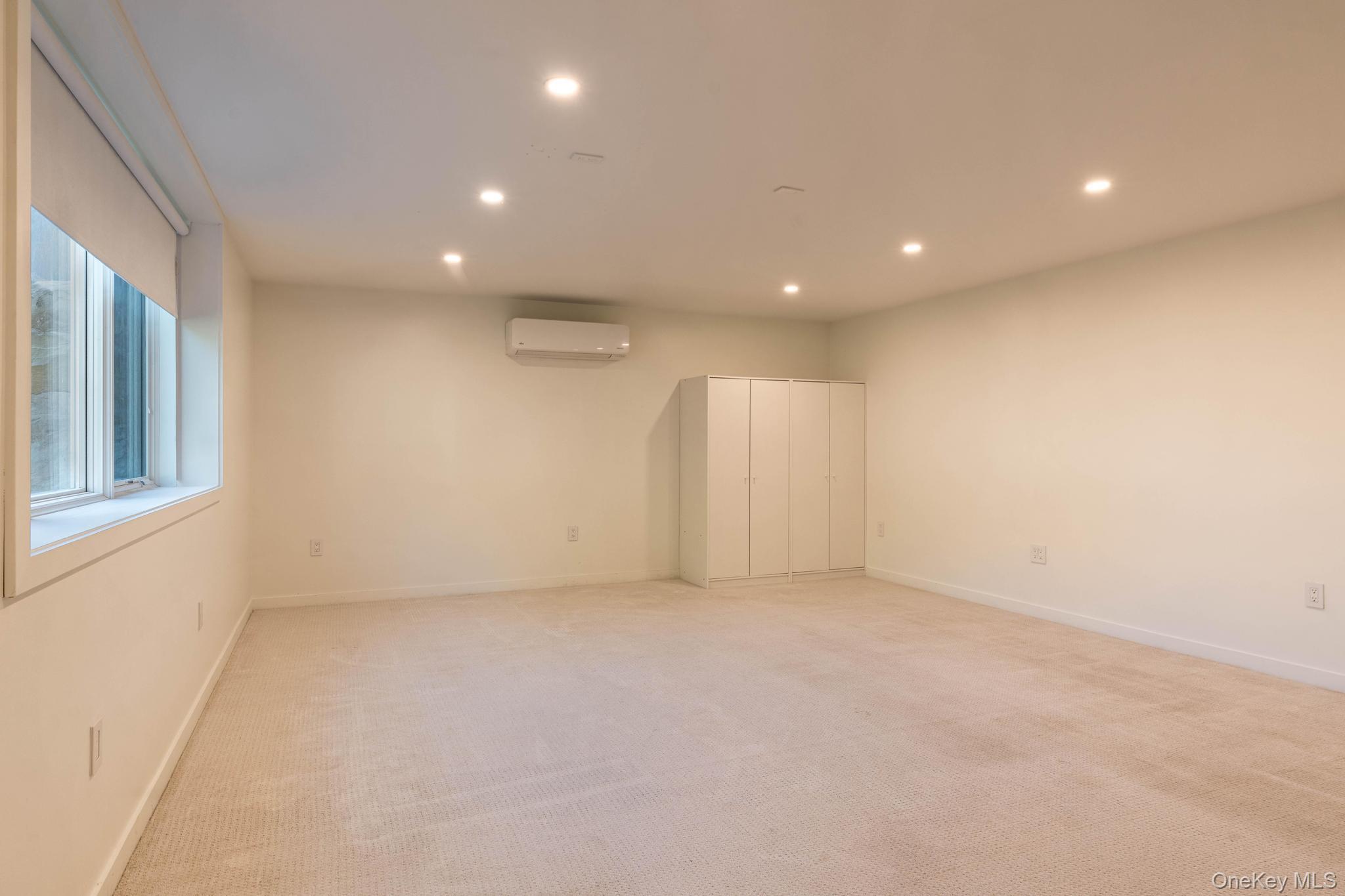 Single Family Glenwood Dutchess County, NY 12603, MLS-909464-41