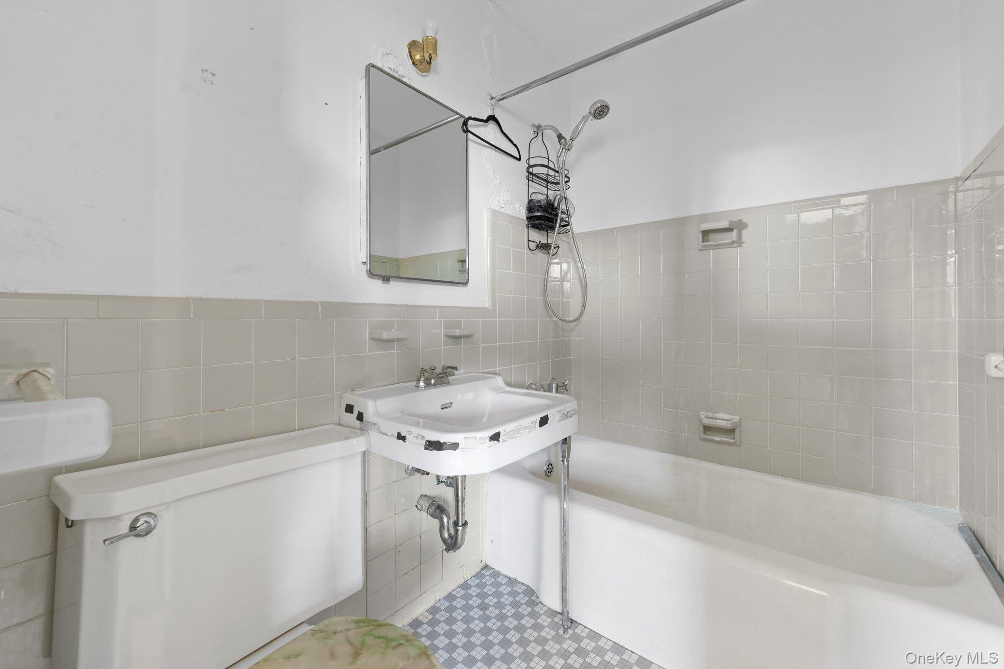 Coop Fordham Hill Oval Bronx, NY 10468, MLS-909476-7