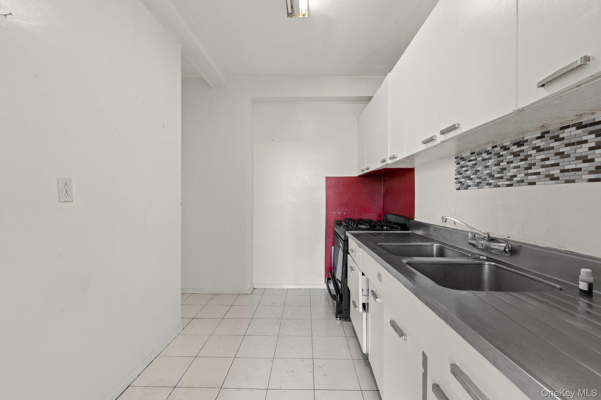 Coop Fordham Hill Oval Bronx, NY 10468, MLS-909476-9