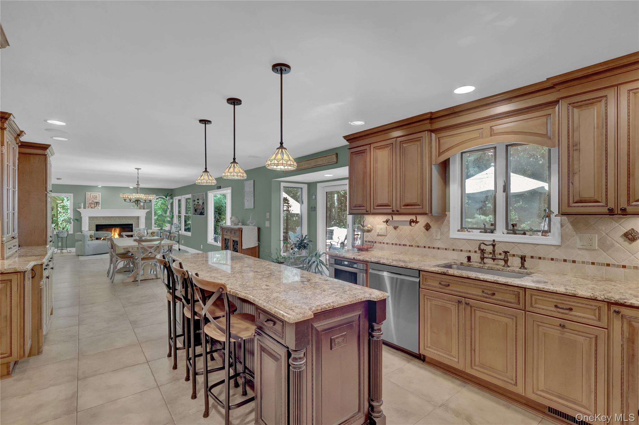 Single Family Cliff Suffolk County, NY 11777, MLS-909482-12