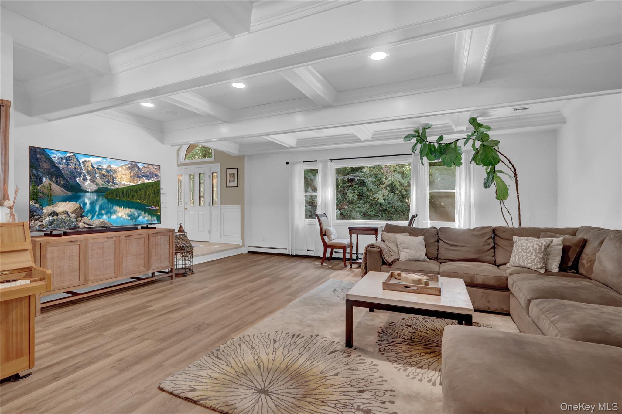 Single Family Cliff Suffolk County, NY 11777, MLS-909482-16