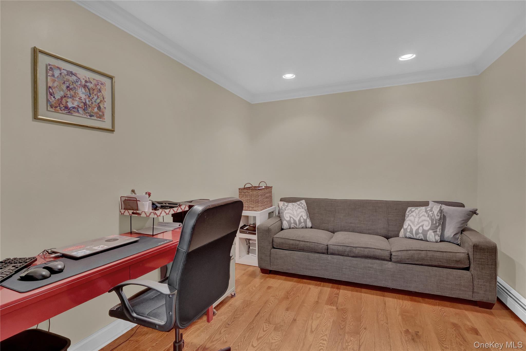 Single Family Cliff Suffolk County, NY 11777, MLS-909482-23