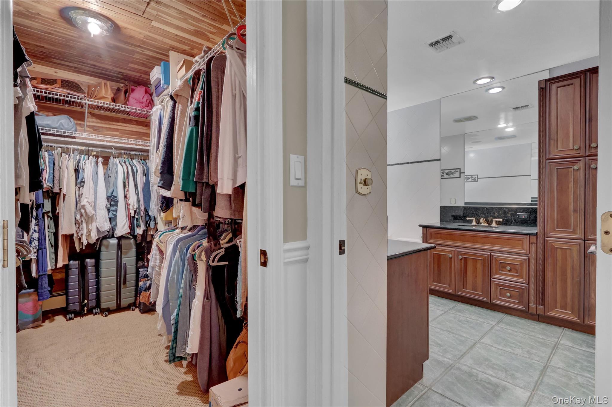 Single Family Cliff Suffolk County, NY 11777, MLS-909482-31