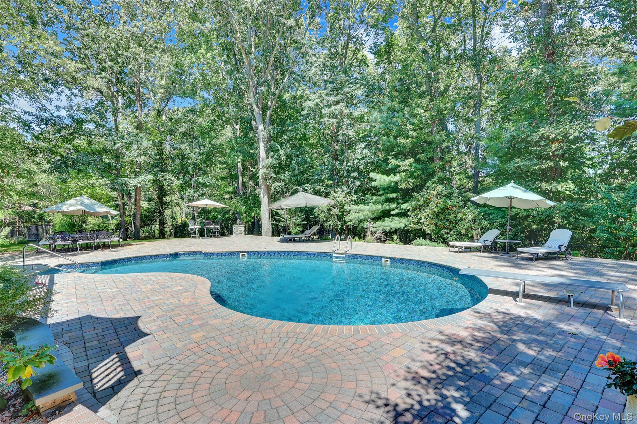 Single Family Cliff Suffolk County, NY 11777, MLS-909482-38