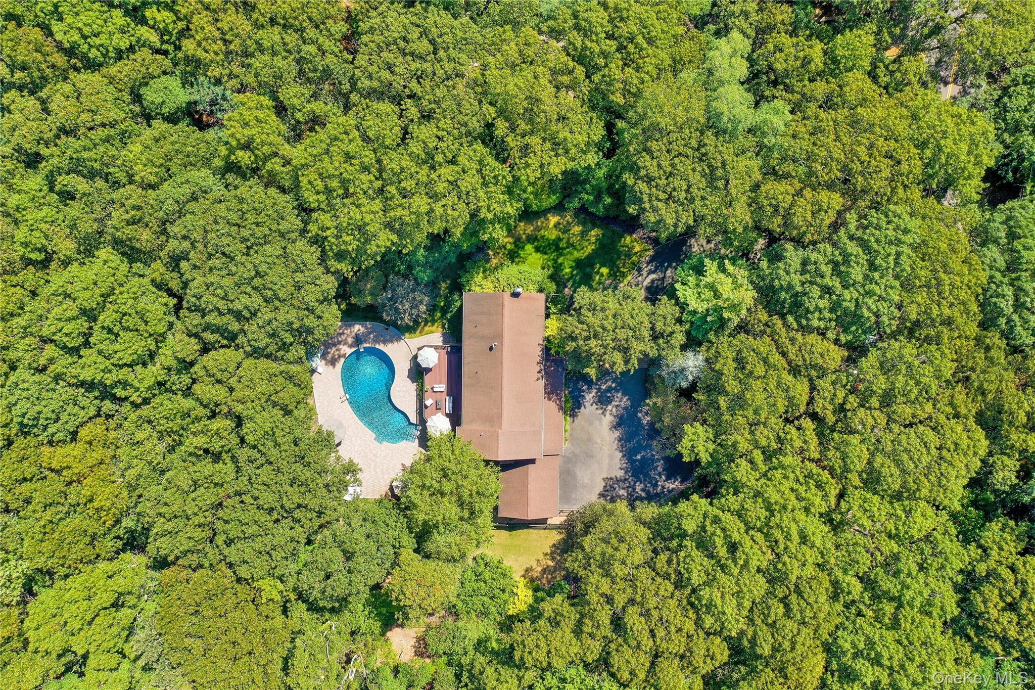 Single Family Cliff Suffolk County, NY 11777, MLS-909482-41