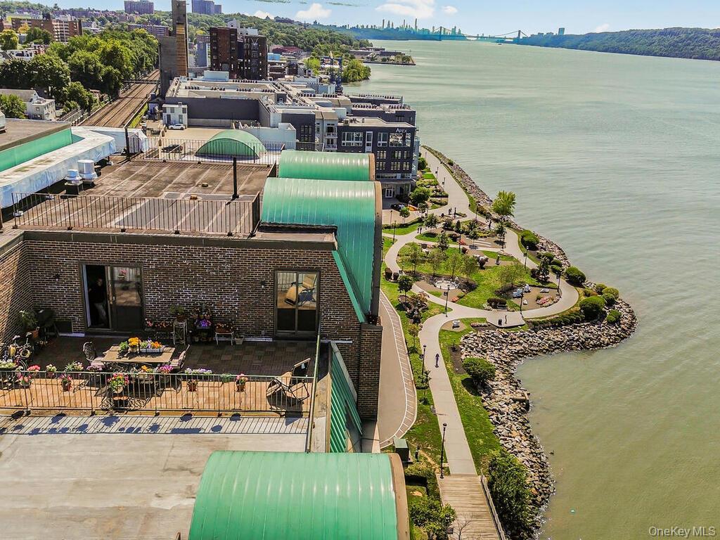 Condo Water Grant  Westchester County, NY 10701, MLS-909512-26