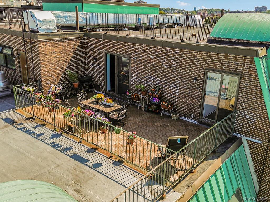 Condo Water Grant  Westchester County, NY 10701, MLS-909512-29