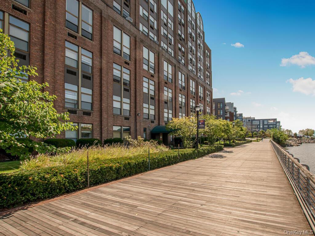 Condo Water Grant  Westchester County, NY 10701, MLS-909512-3