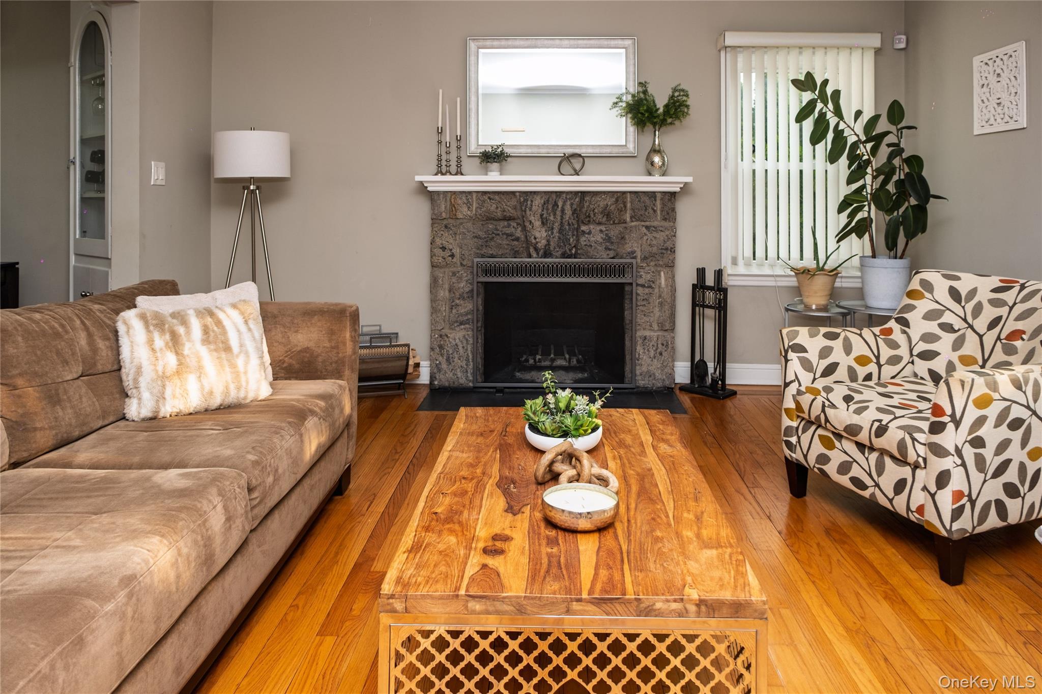 Single Family Elton  Nassau County, NY 11530, MLS-909541-11