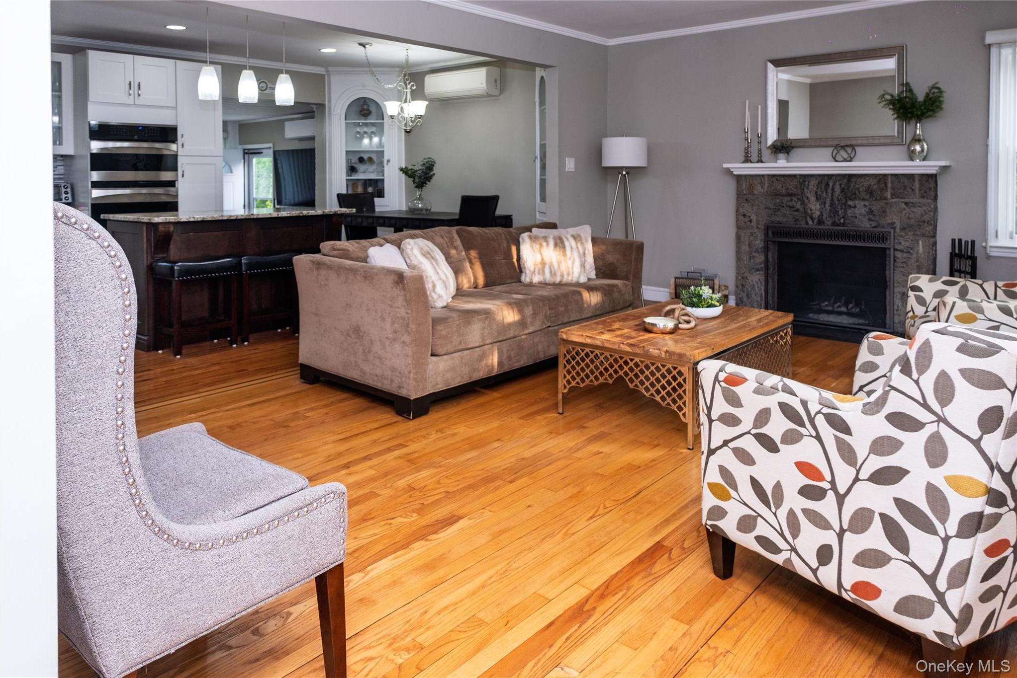 Single Family Elton  Nassau County, NY 11530, MLS-909541-2