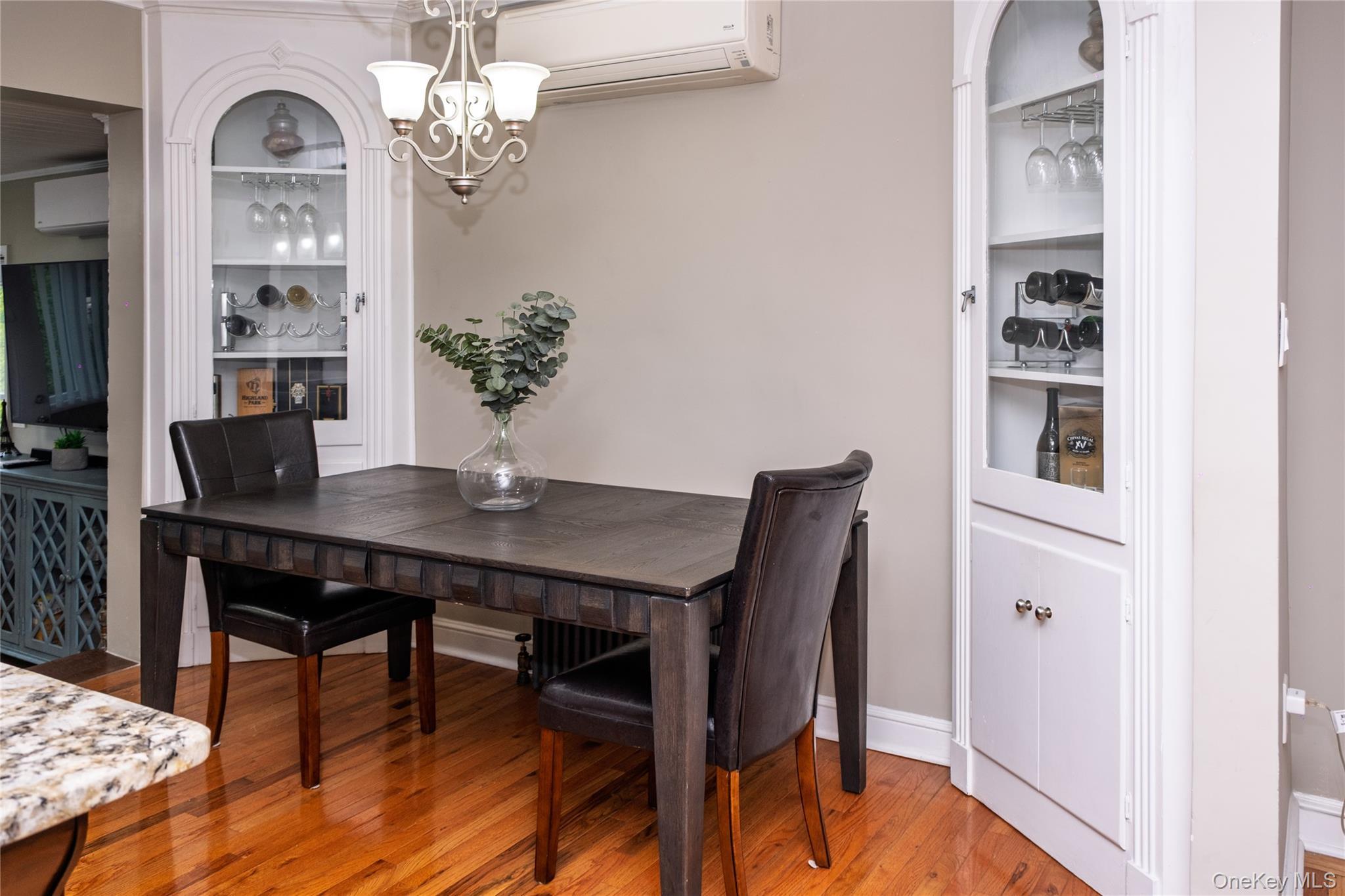 Single Family Elton  Nassau County, NY 11530, MLS-909541-6