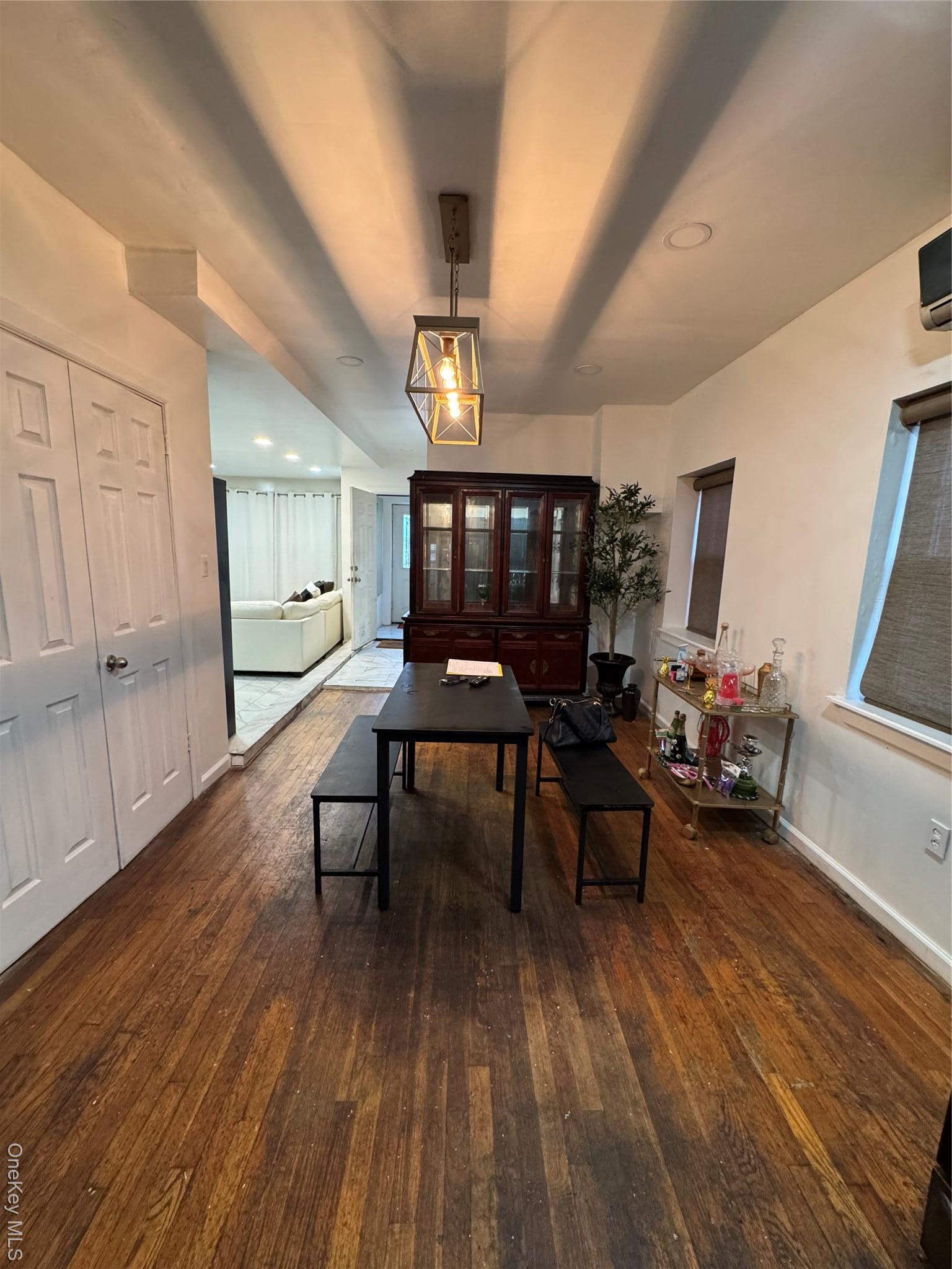 Single Family Pitman  Bronx, NY 10466, MLS-909552-22