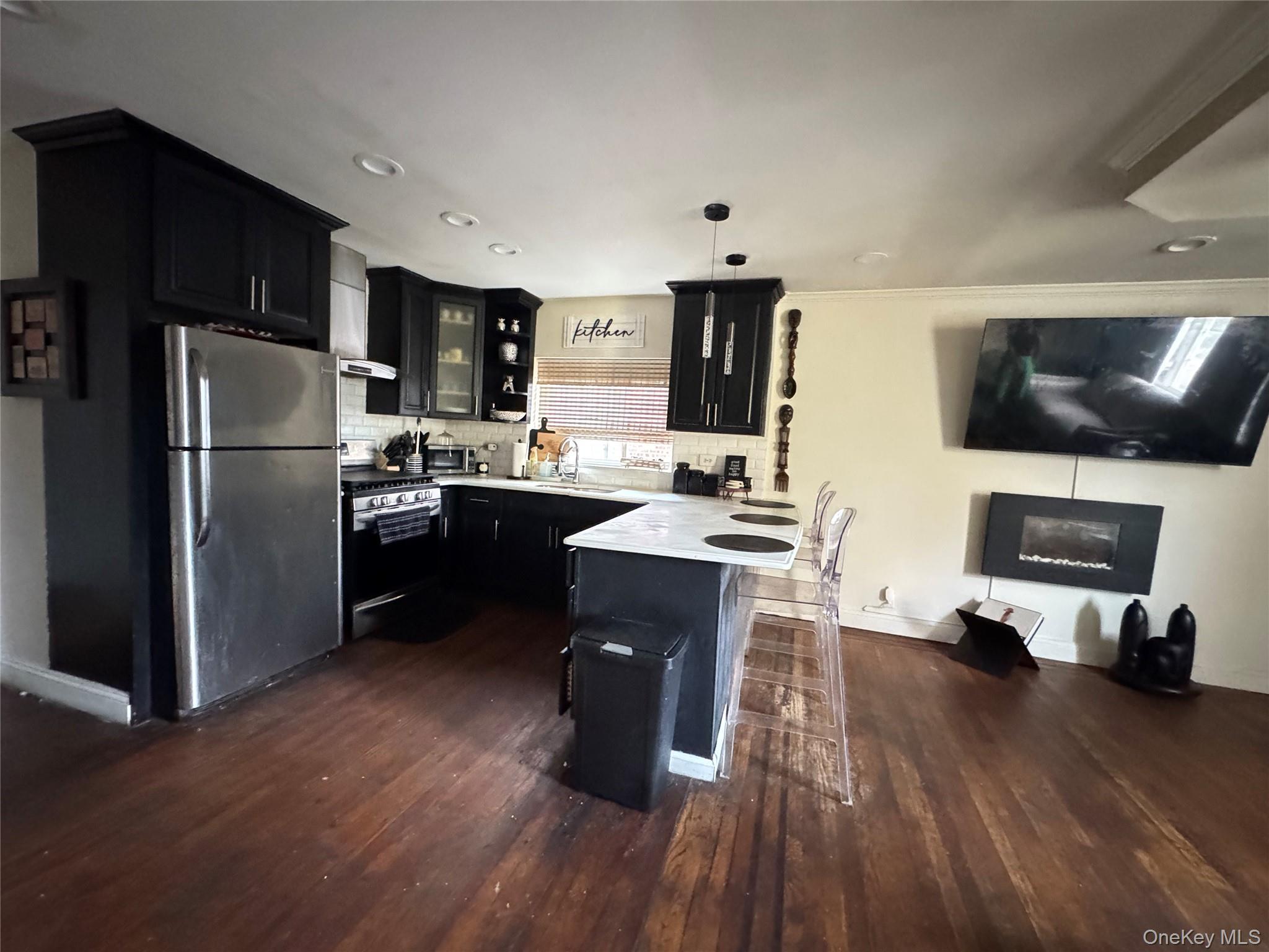 Single Family Pitman  Bronx, NY 10466, MLS-909552-33