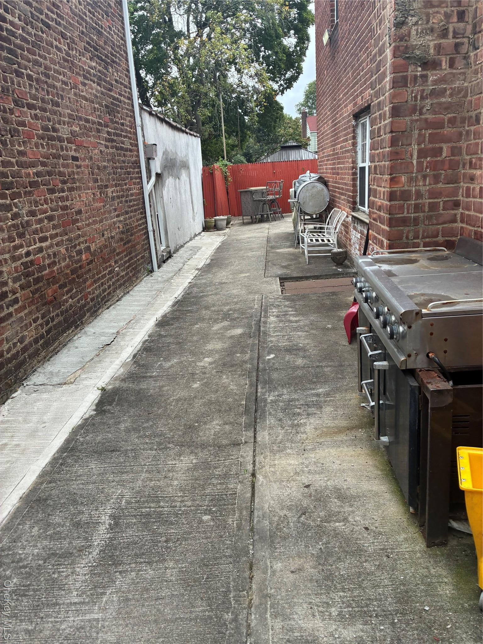 Single Family Pitman  Bronx, NY 10466, MLS-909552-5