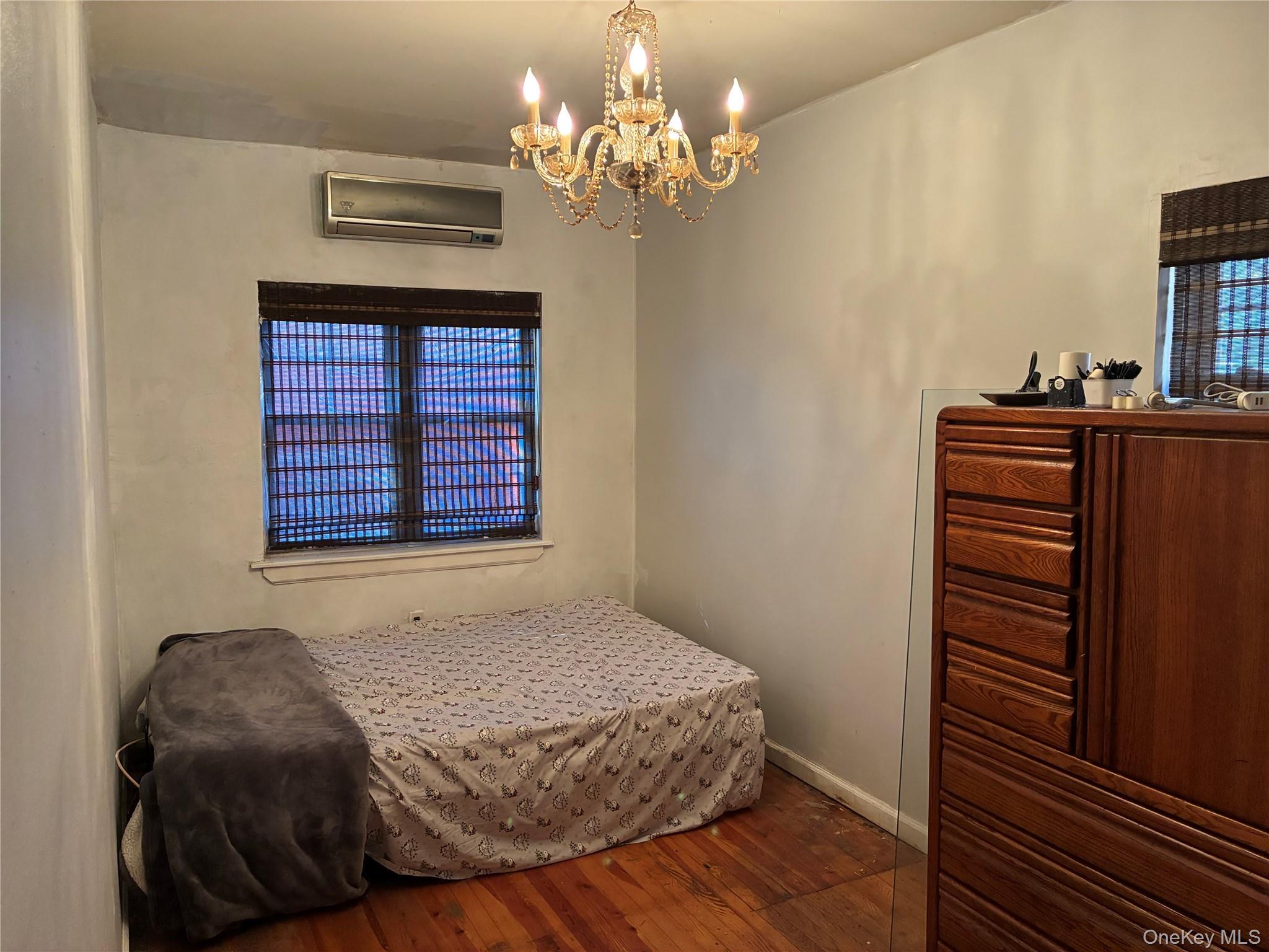 Single Family Pitman  Bronx, NY 10466, MLS-909552-9