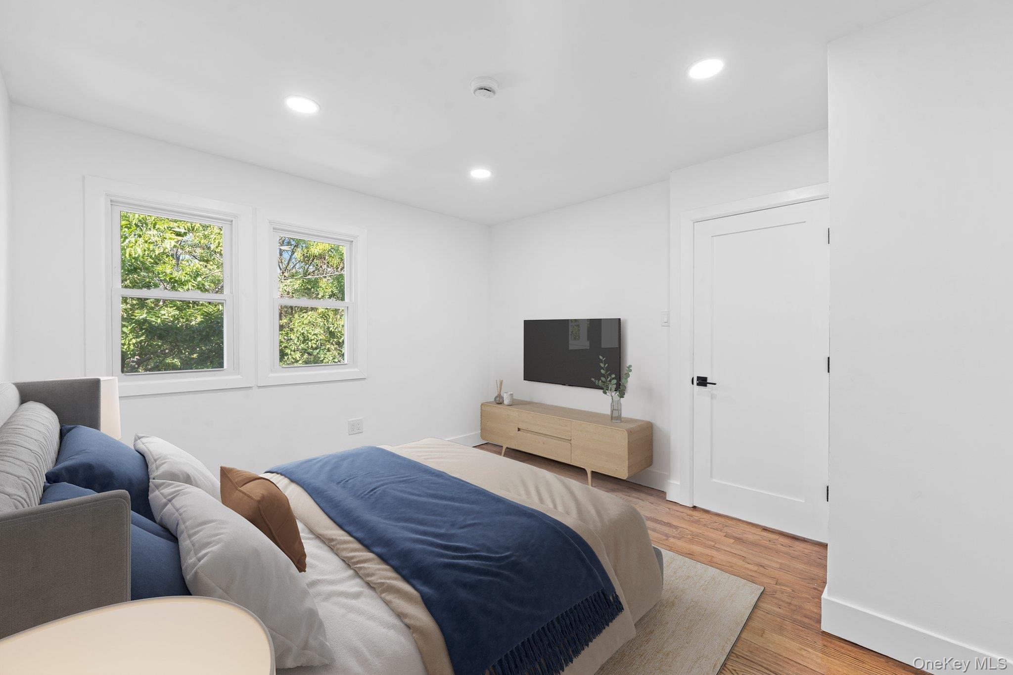 Single Family Rockaway  Brooklyn, NY 11212, MLS-909553-6