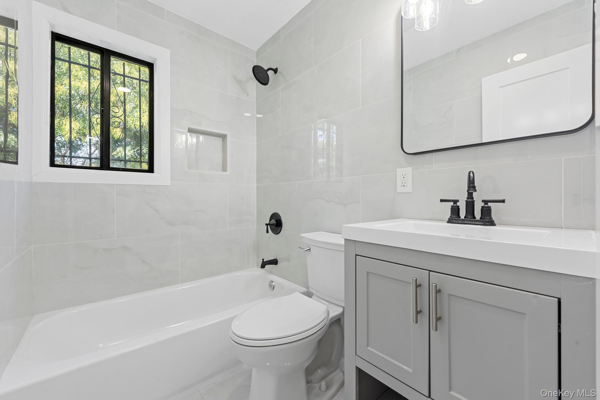 Single Family Rockaway  Brooklyn, NY 11212, MLS-909553-9