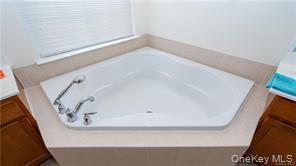 Single Family Banbury  Orange County, NY 12550, MLS-909556-12