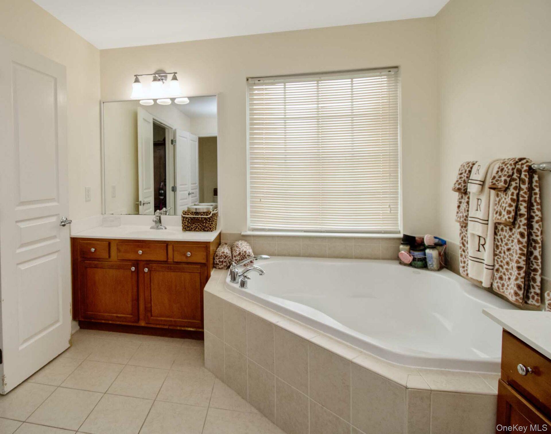 Single Family Banbury  Orange County, NY 12550, MLS-909556-13