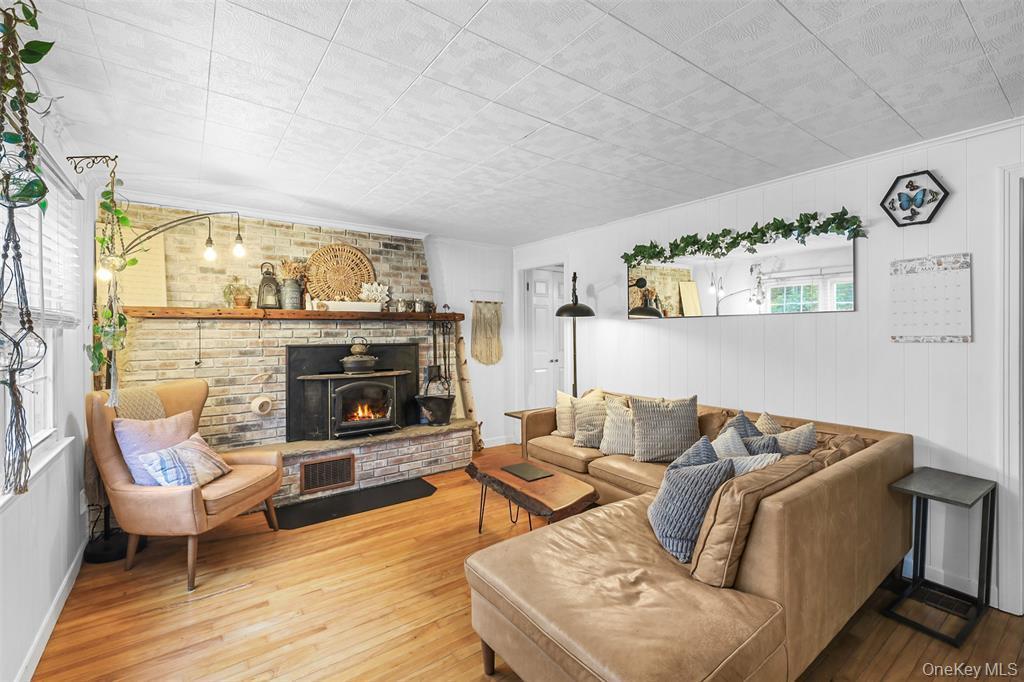 Single Family Quaker Hill Orange County, NY 10950, MLS-909565-11