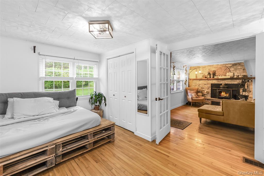 Single Family Quaker Hill Orange County, NY 10950, MLS-909565-21