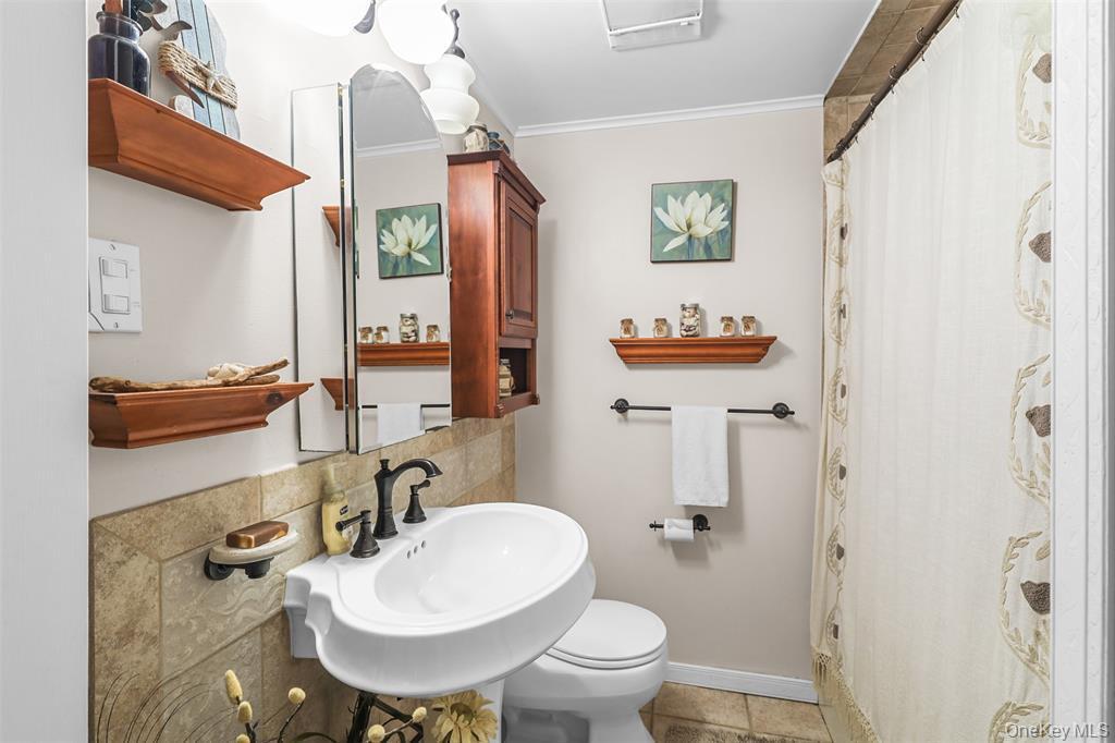 Single Family Quaker Hill Orange County, NY 10950, MLS-909565-26