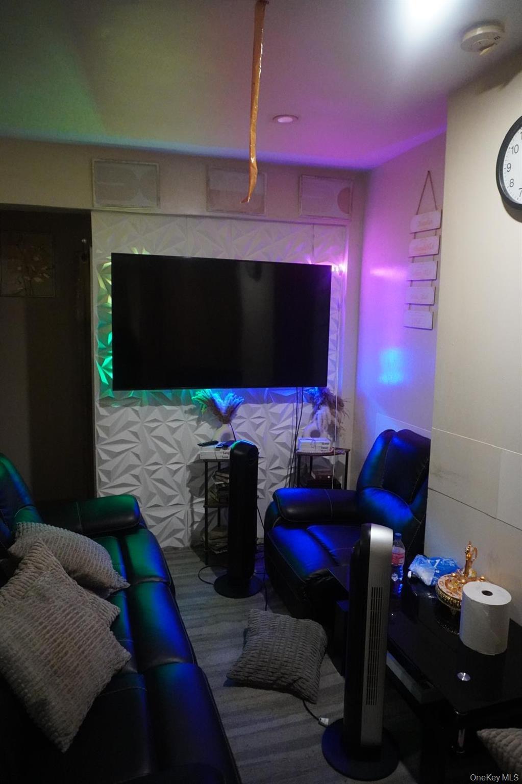 Single Family Clinton  Bronx, NY 10456, MLS-909593-10