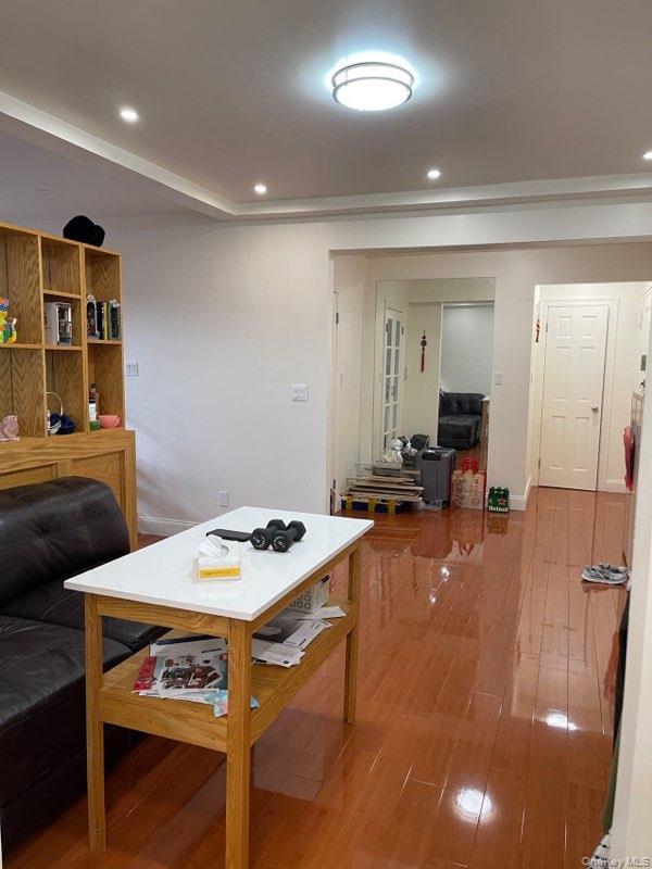 Single Family 43rd Queens, NY 11373, MLS-909600-3