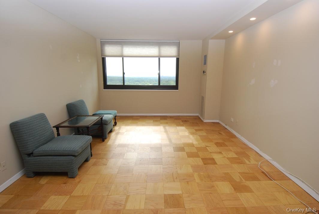 Coop Grand Central  Queens, NY 11005, MLS-909612-10