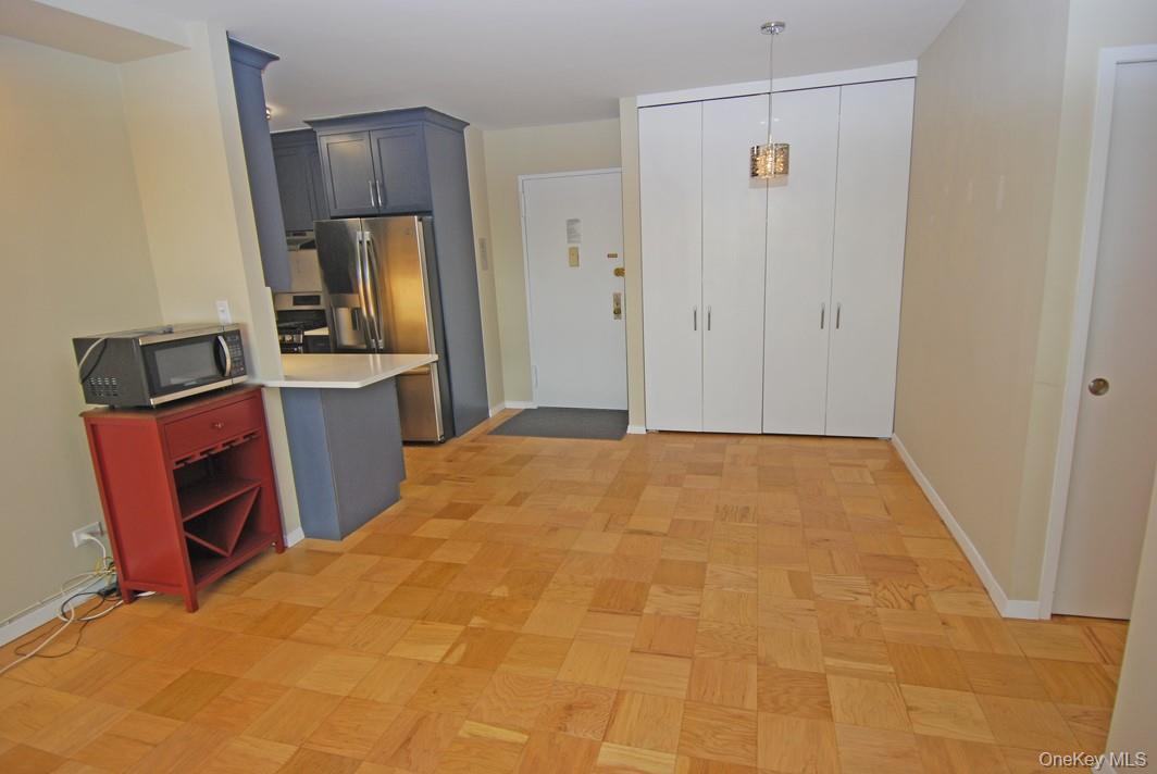 Coop Grand Central  Queens, NY 11005, MLS-909612-11