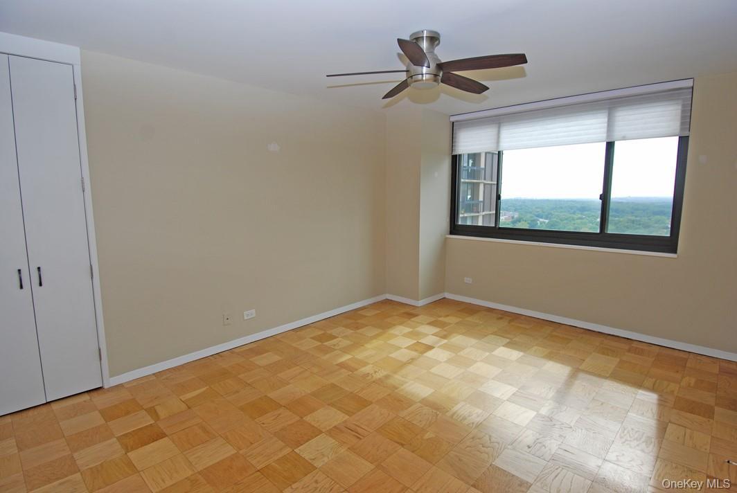 Coop Grand Central  Queens, NY 11005, MLS-909612-13