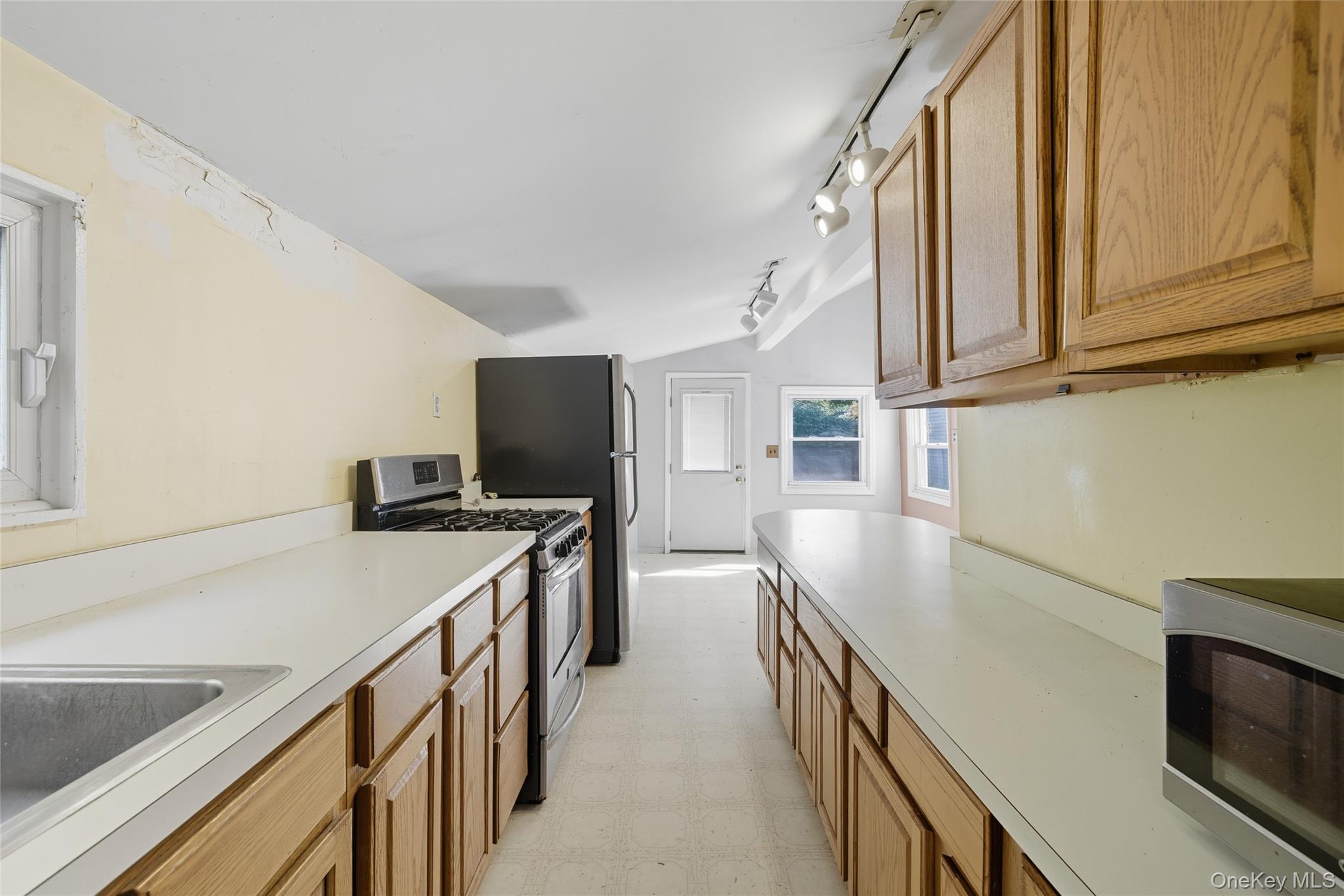 Single Family Darien Putnam County, NY 10512, MLS-909620-13