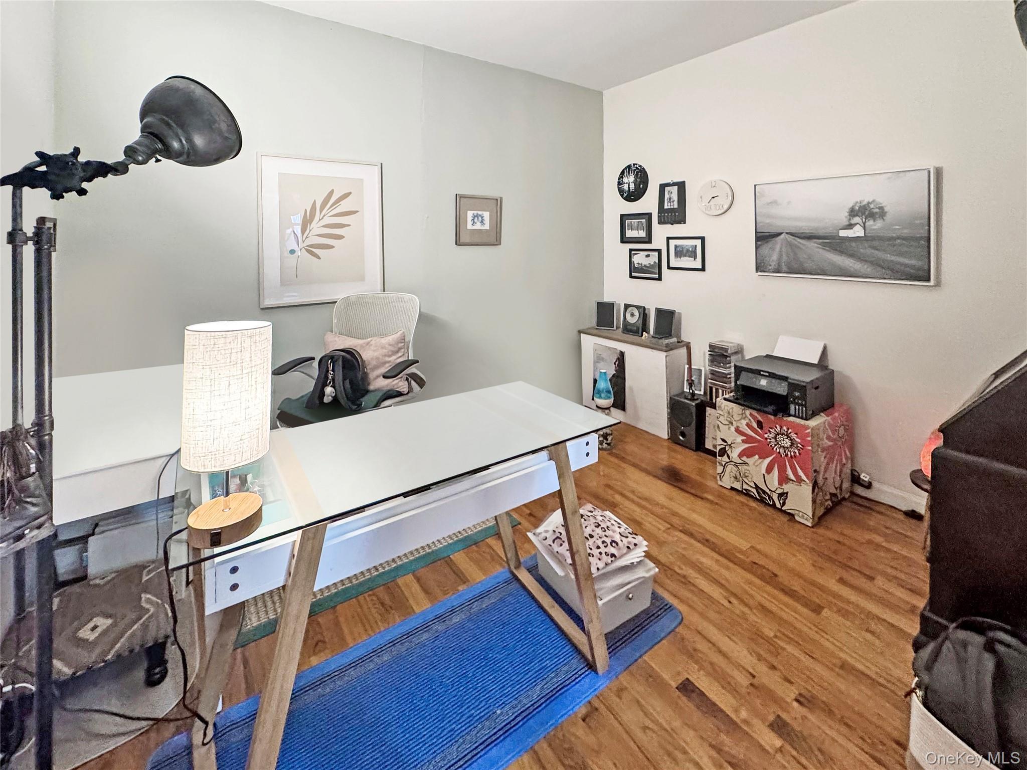 Single Family Ditmars Queens, NY 11105, MLS-909622-6