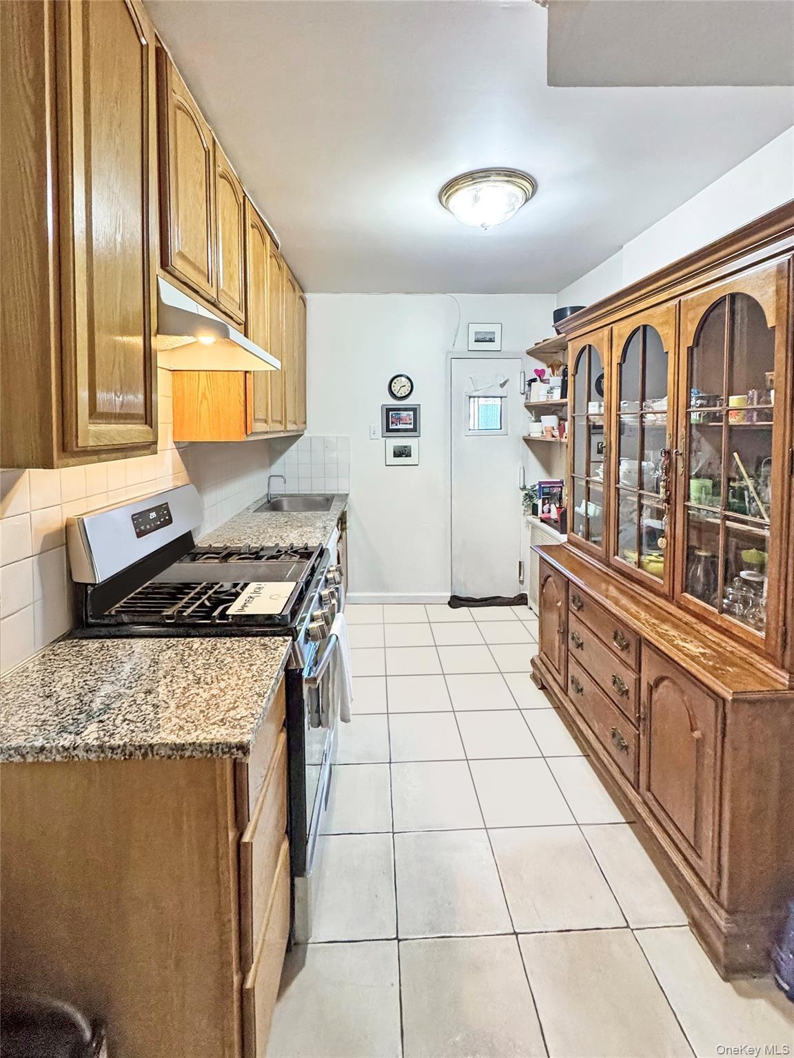 Single Family Ditmars Queens, NY 11105, MLS-909622-7