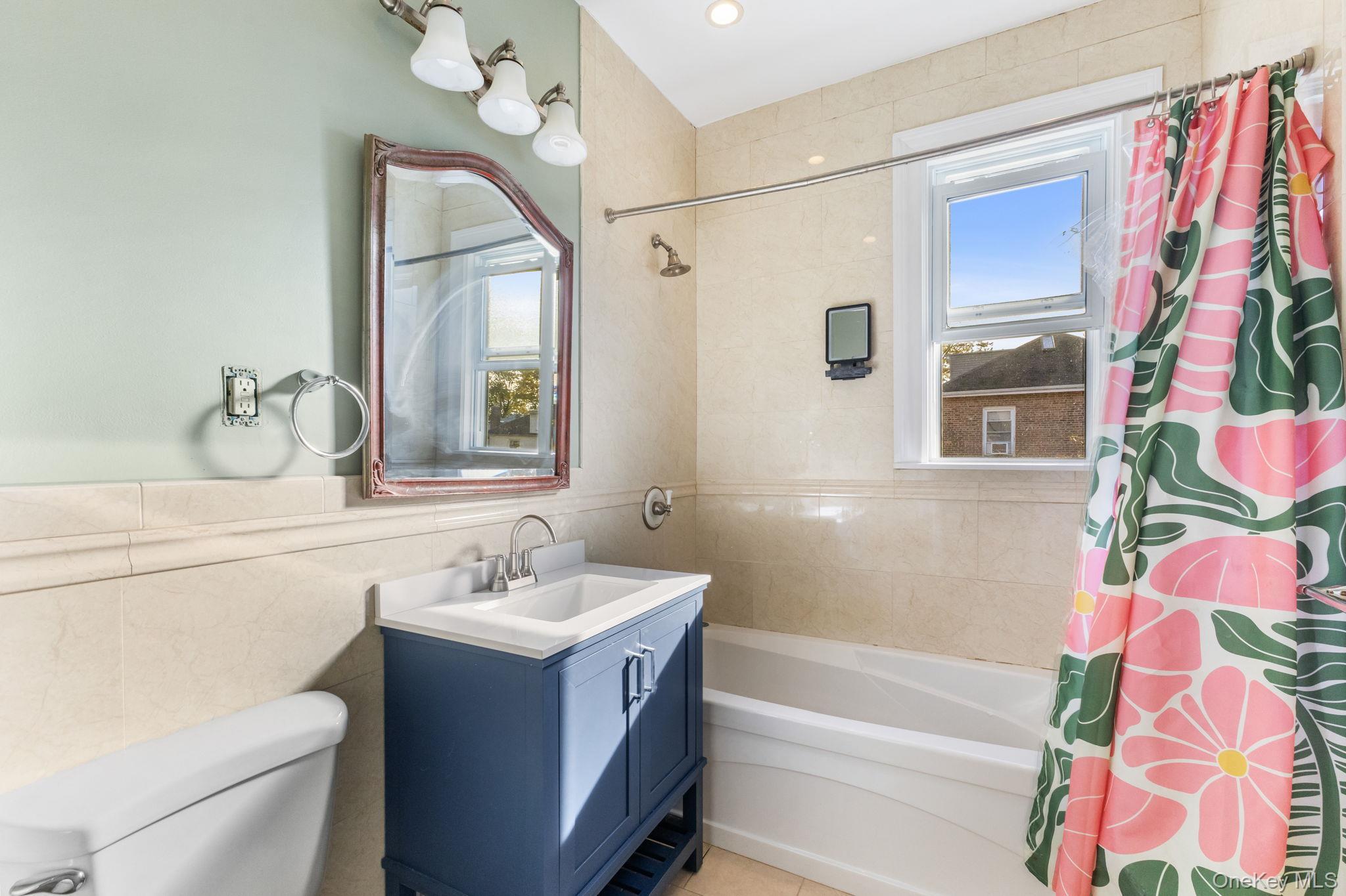 Single Family Liebig  Bronx, NY 10471, MLS-909638-25