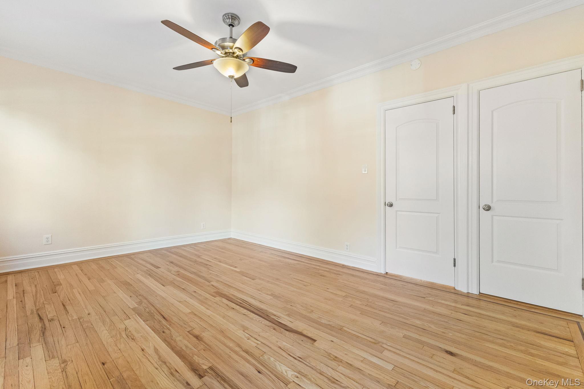 Single Family Liebig  Bronx, NY 10471, MLS-909638-27