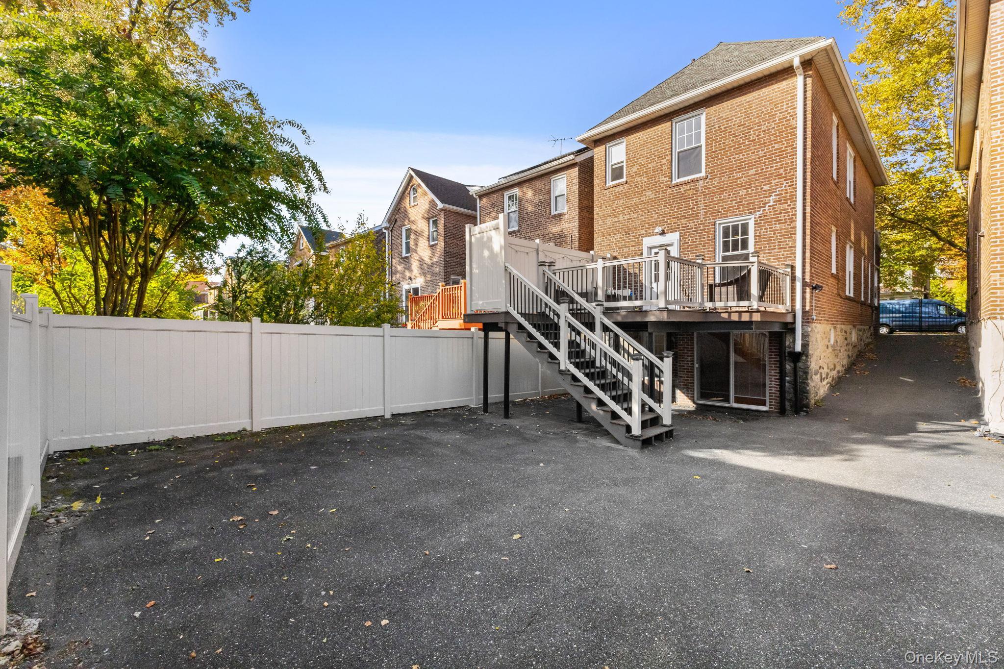 Single Family Liebig  Bronx, NY 10471, MLS-909638-40