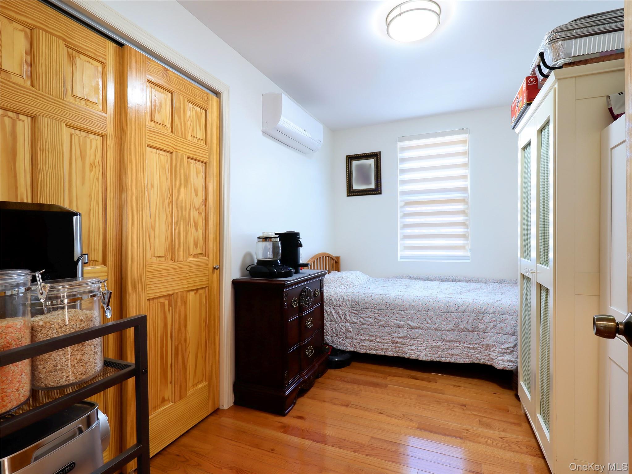 Single Family 220th Queens, NY 11361, MLS-909646-15