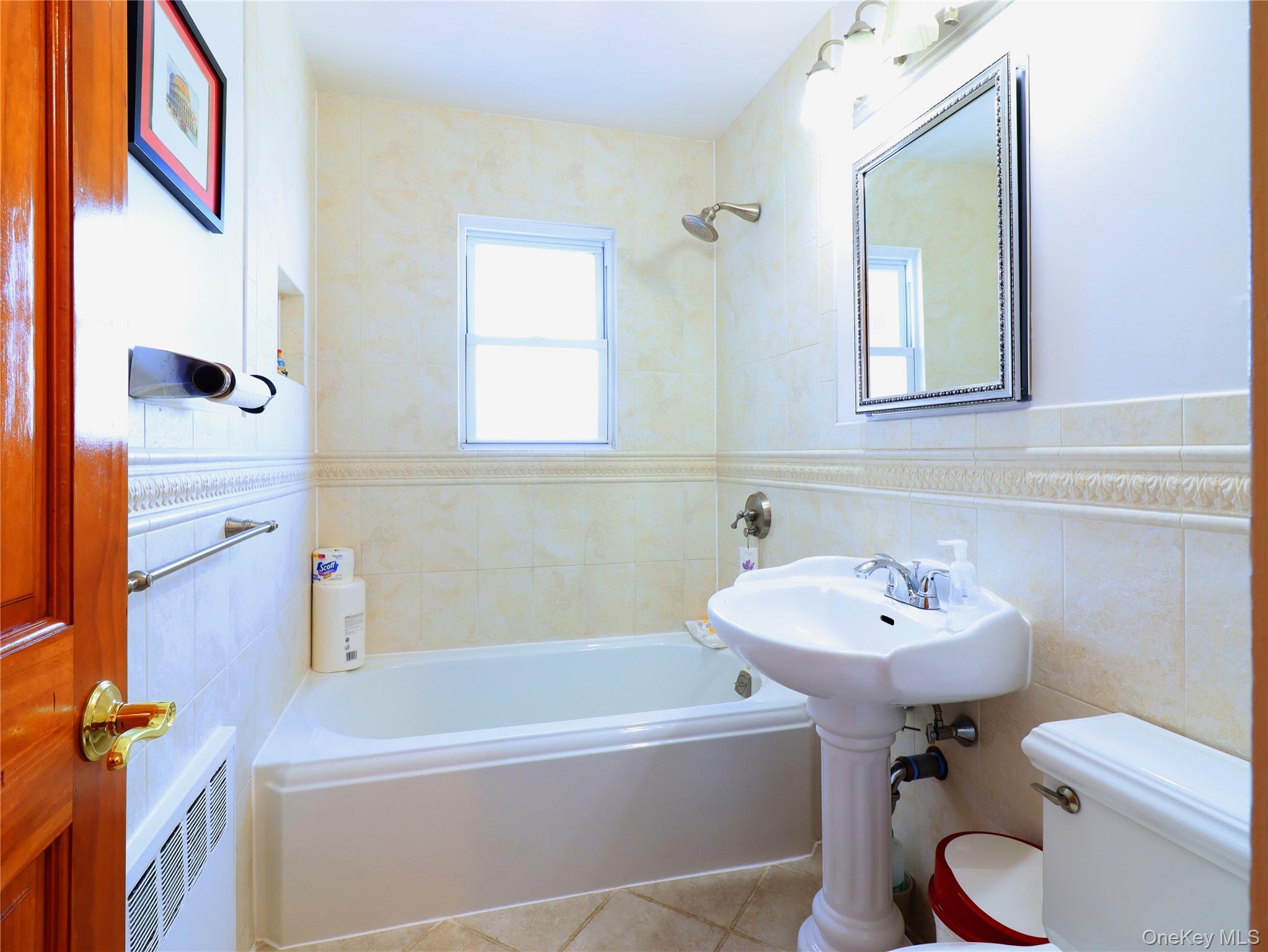 Single Family 220th Queens, NY 11361, MLS-909646-31