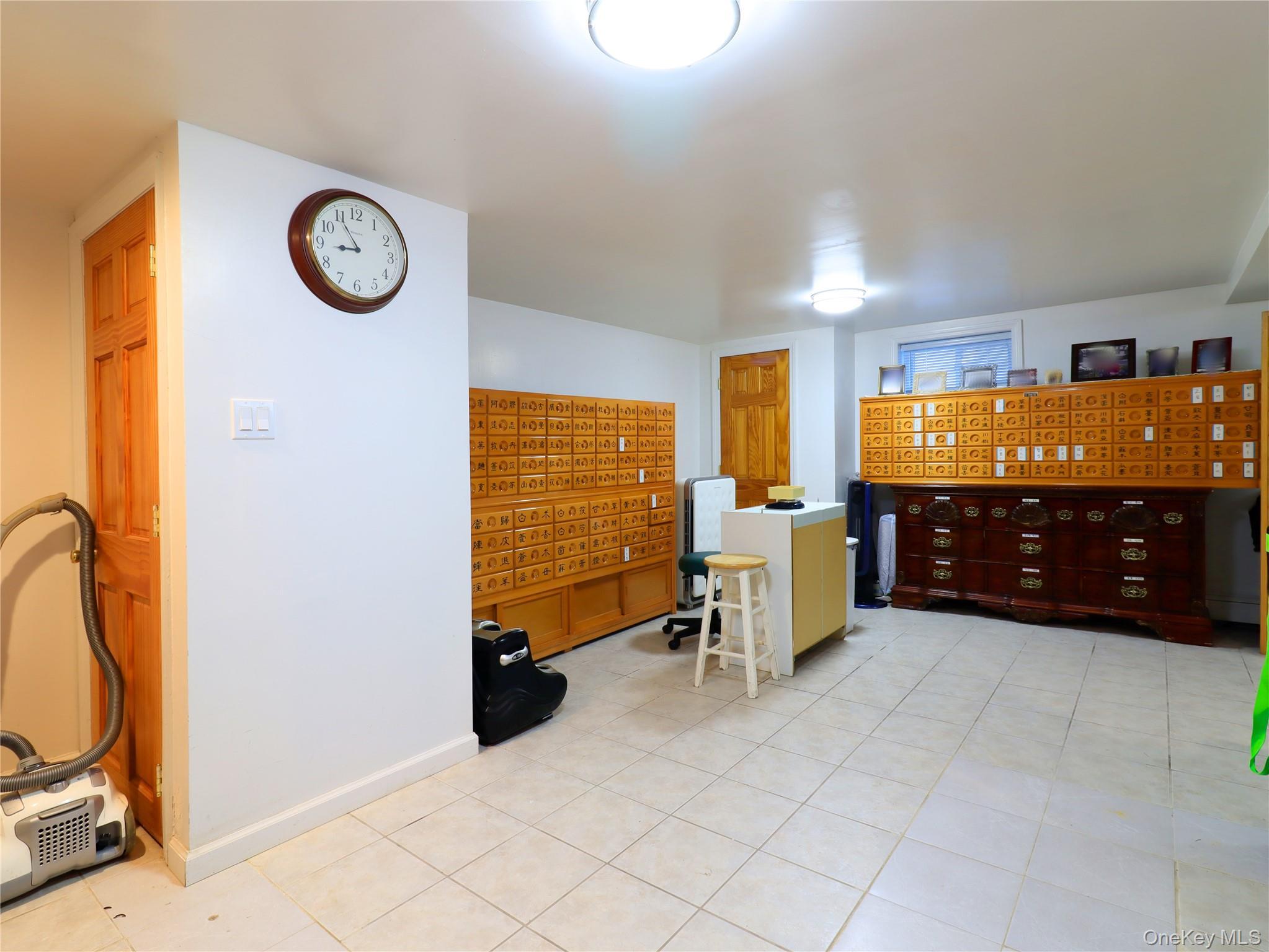 Single Family 220th Queens, NY 11361, MLS-909646-33