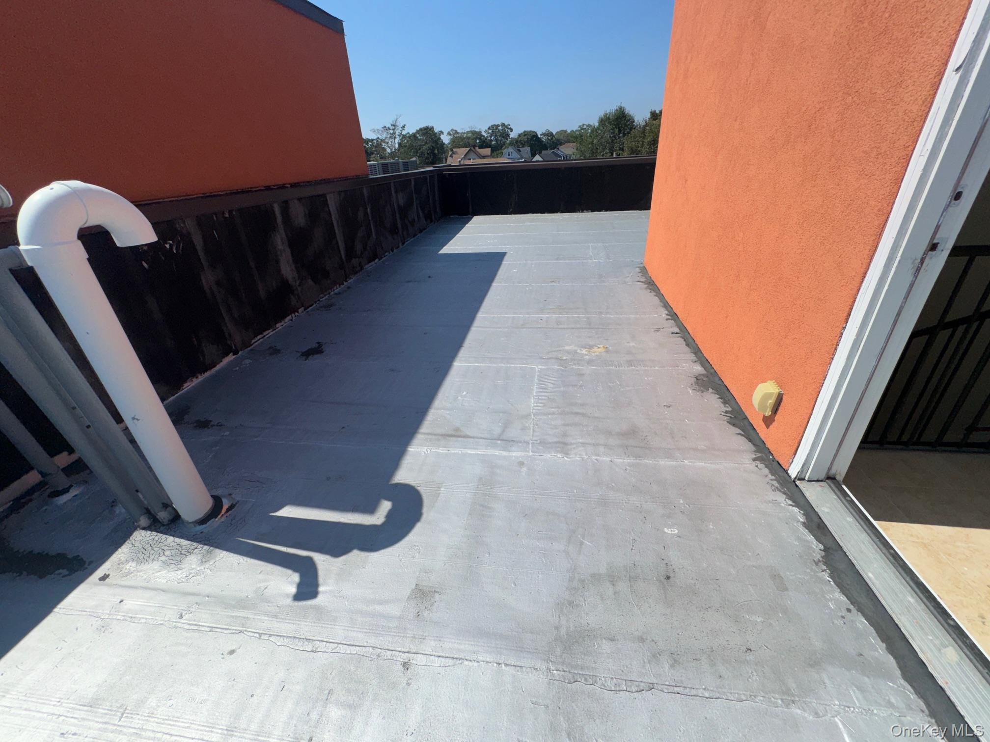 Single Family Mcbride Queens, NY 11691, MLS-909651-22