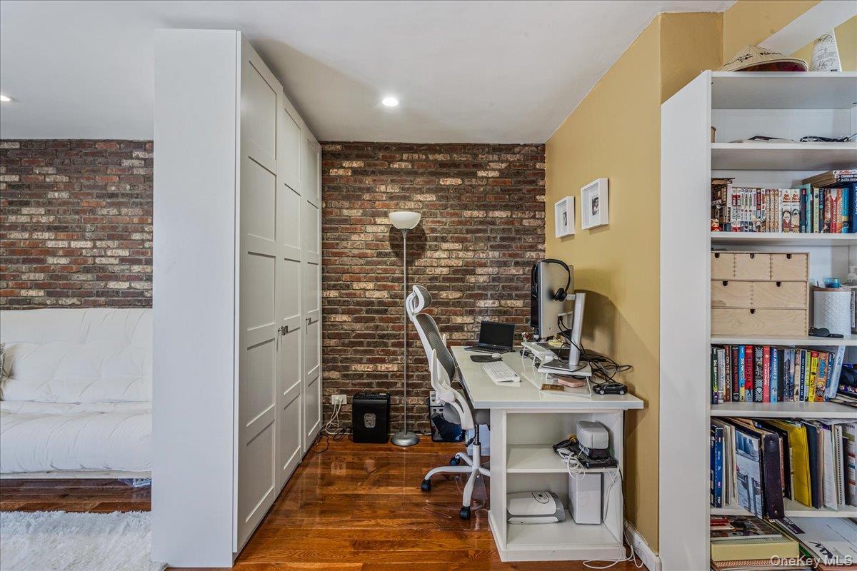 Coop Melbourne  Queens, NY 11367, MLS-909670-10