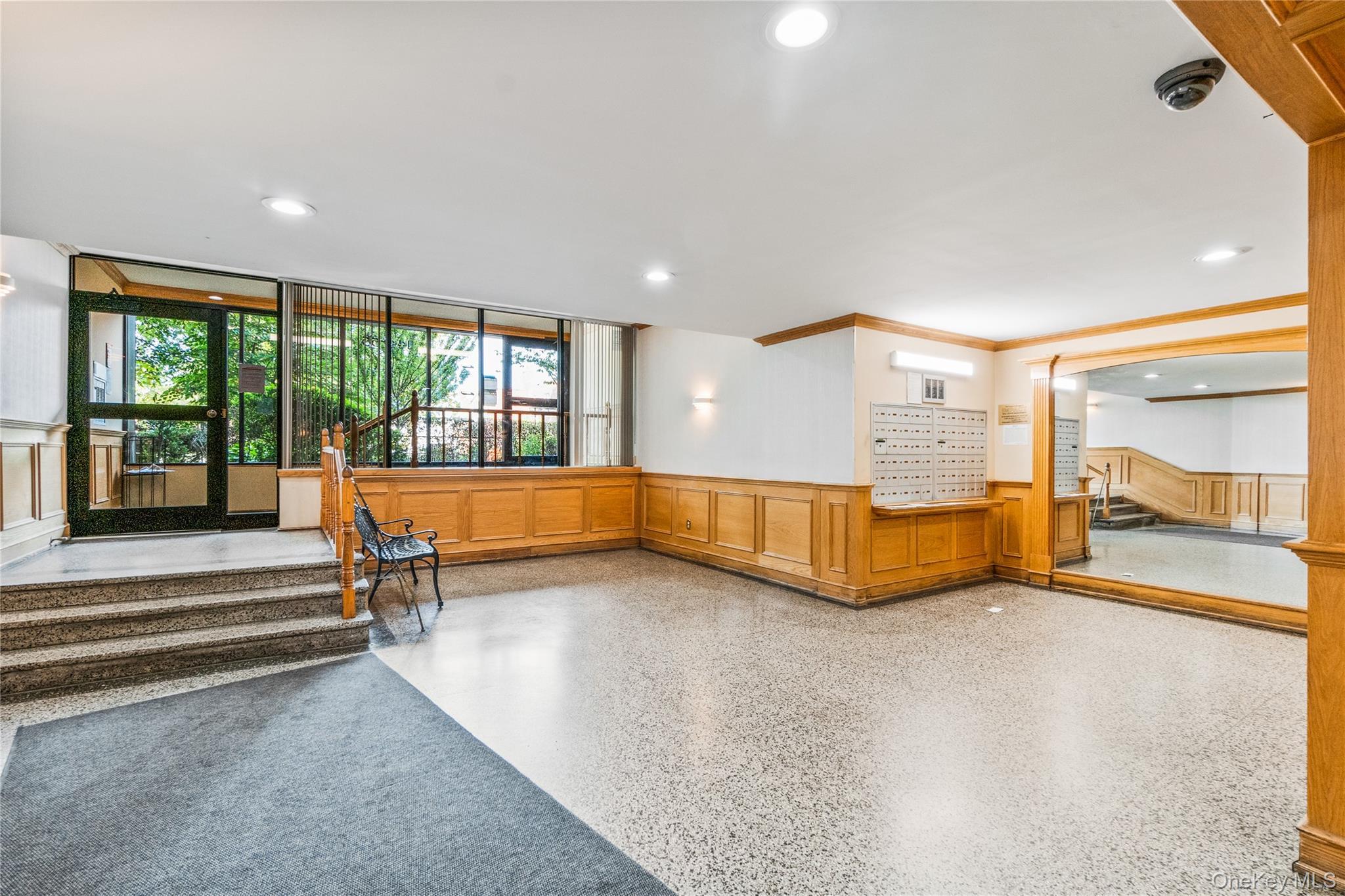 Coop Melbourne  Queens, NY 11367, MLS-909670-3